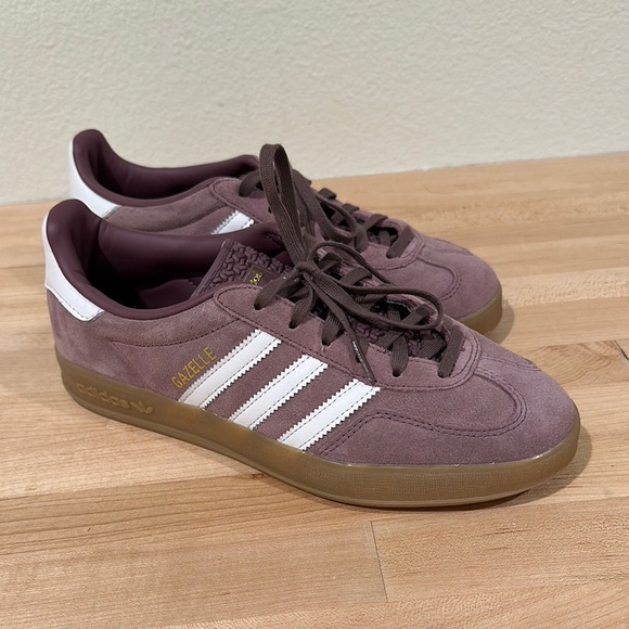 Adidas Gazelle Indoor in Shadow Fig - Picture 1 of 5